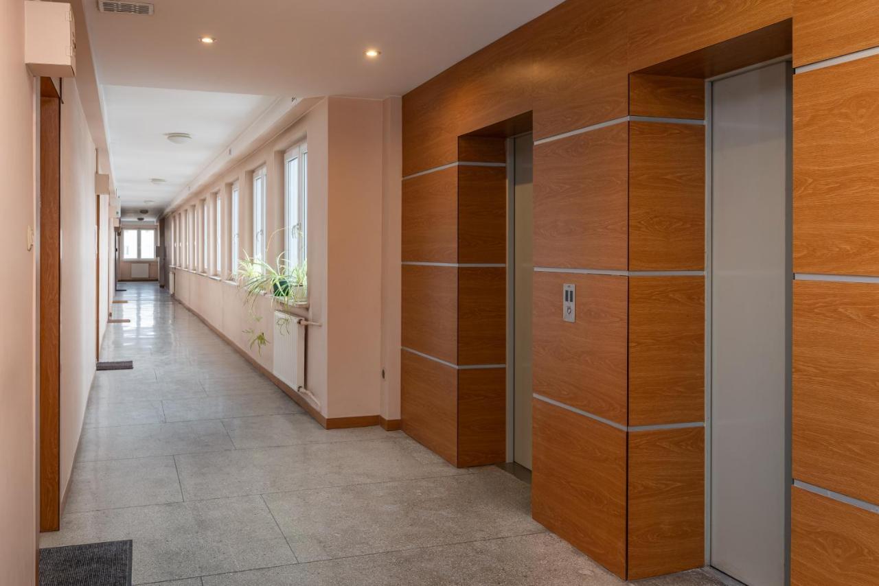 9Th Floor City View Apartment Varsóvia Exterior foto